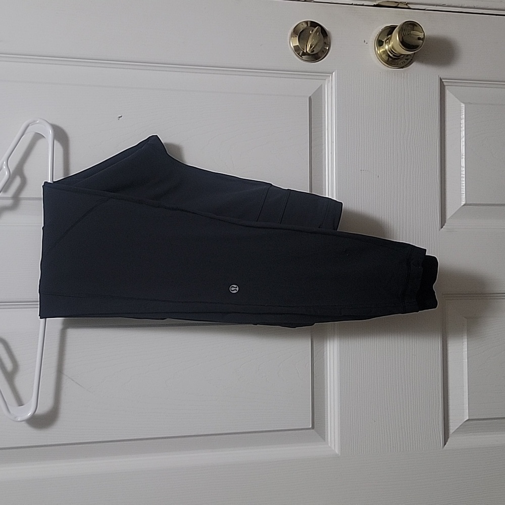 Black lululemon size 12 leggings